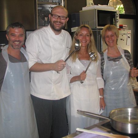Agriturismo Casanova Di Pescille San Gimignano Exteriör bild