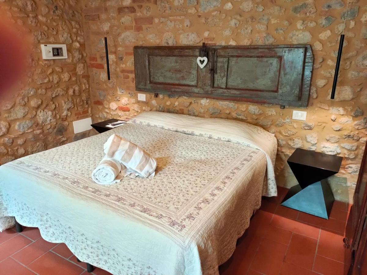 Agriturismo Casanova Di Pescille San Gimignano Exteriör bild