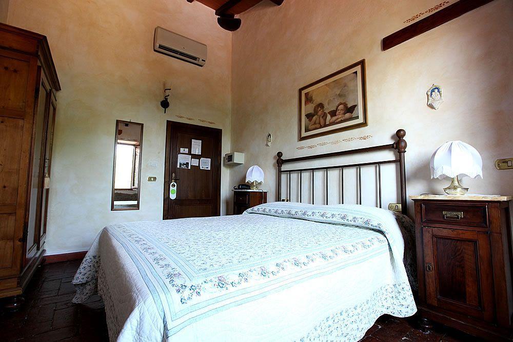 Agriturismo Casanova Di Pescille San Gimignano Exteriör bild