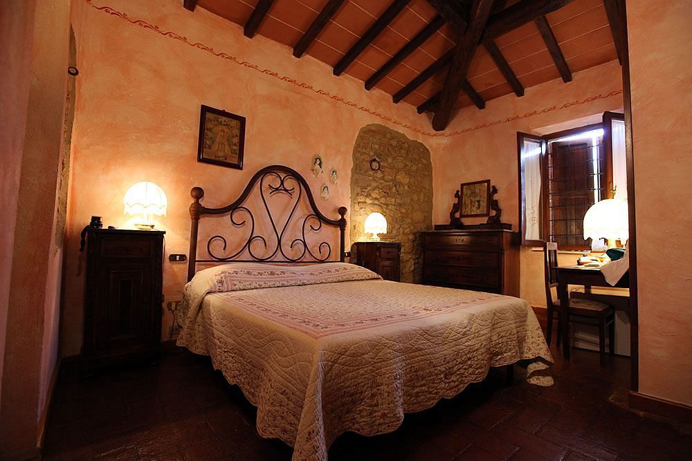 Agriturismo Casanova Di Pescille San Gimignano Exteriör bild